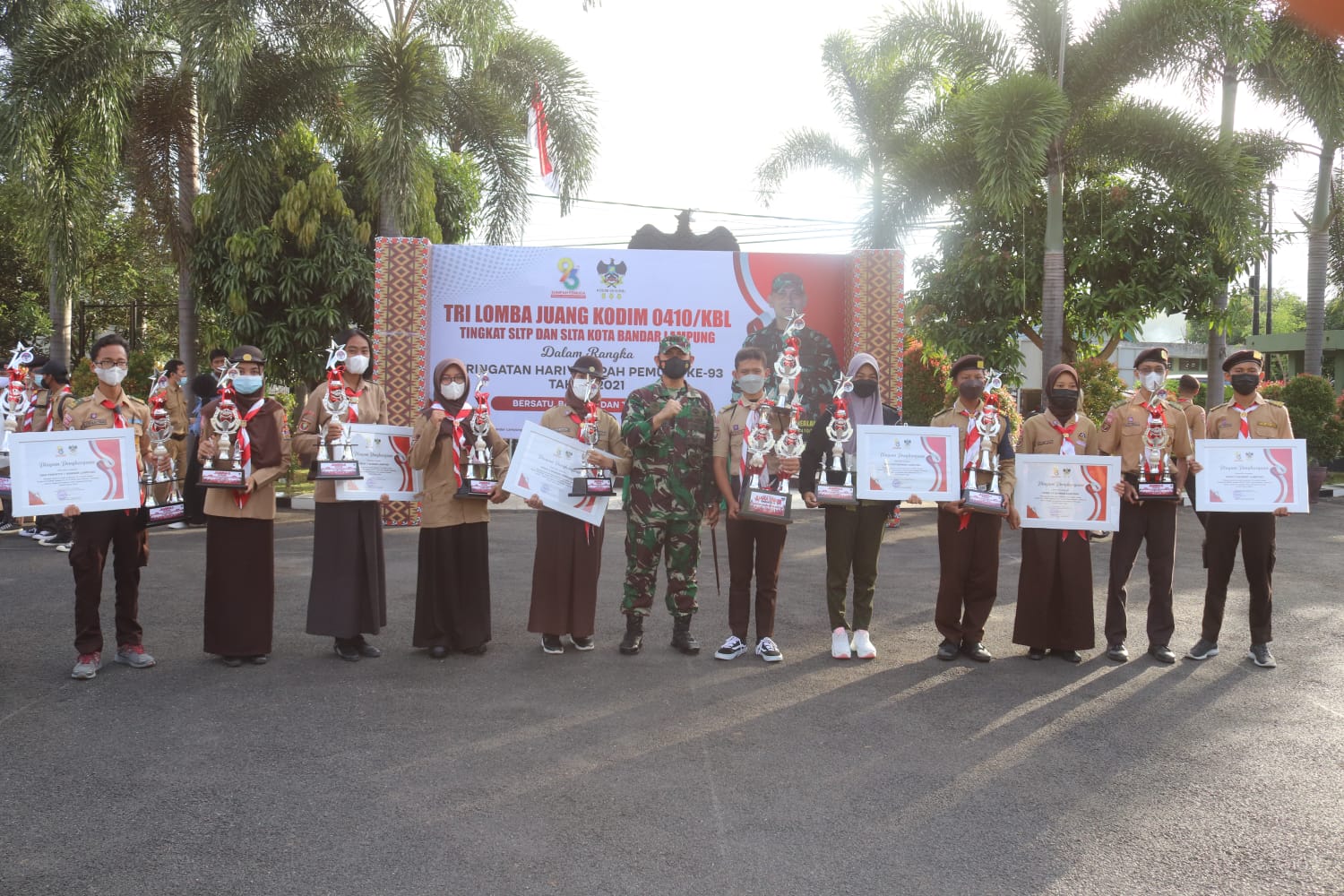 Secara Resmi Kolonel Inf Romas Herlandes Menutup Tri Lomba Juang Kodim 0410/KBL