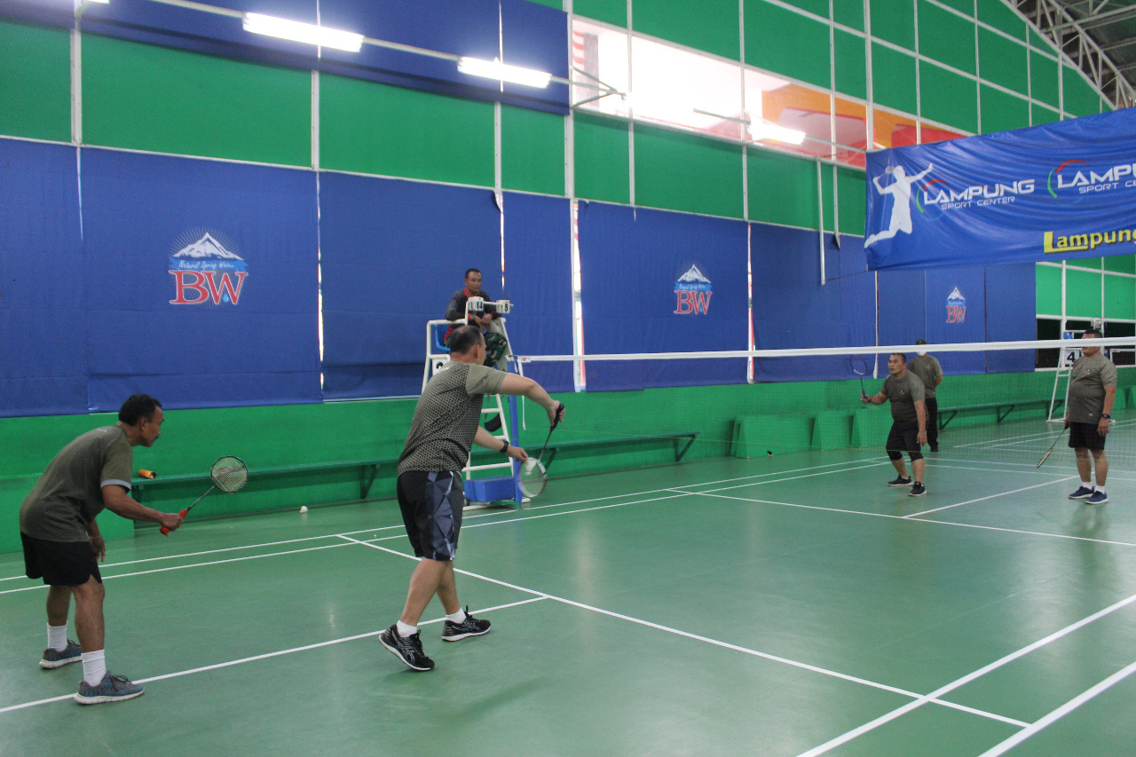 Jaga Kebugaran, Dandim 0410/KBL Olahraga Bersama dengan Jajaran