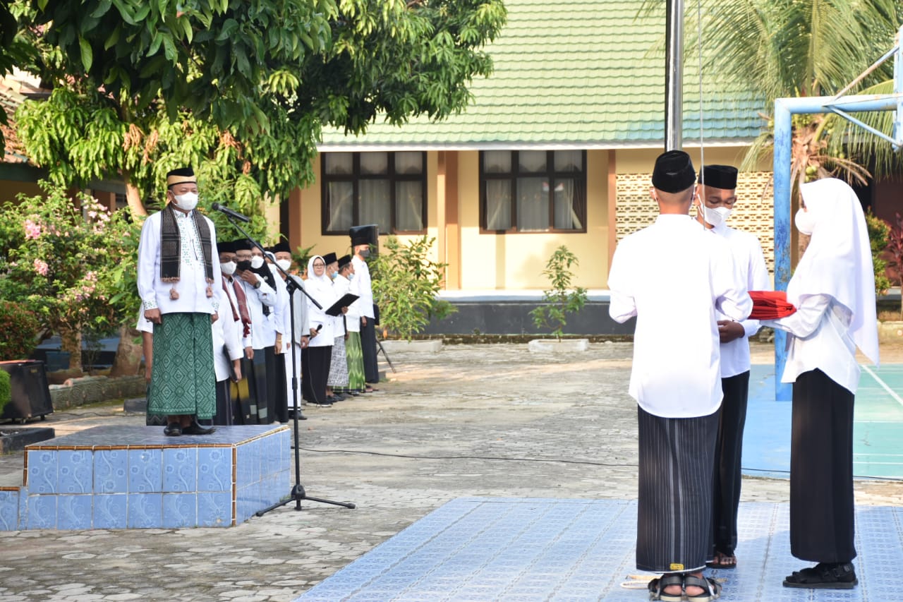 Bupati Lamtim Apresiasi Peran Ponpes Dalam Pencegahan Covid-19