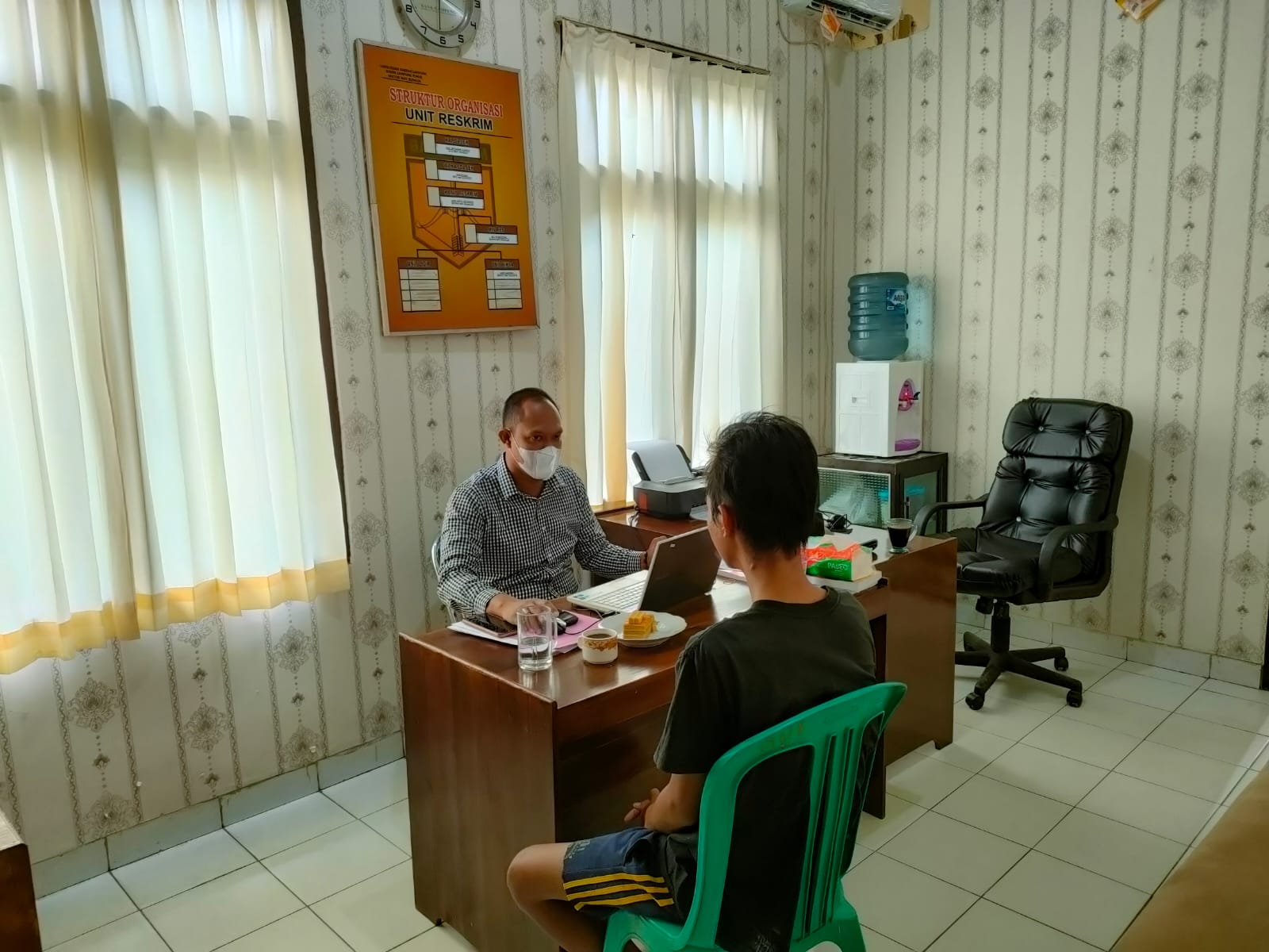 Bejat, Gegara Miras Nekat Lakukan KDRT dan Cabuli Ibu Kandung