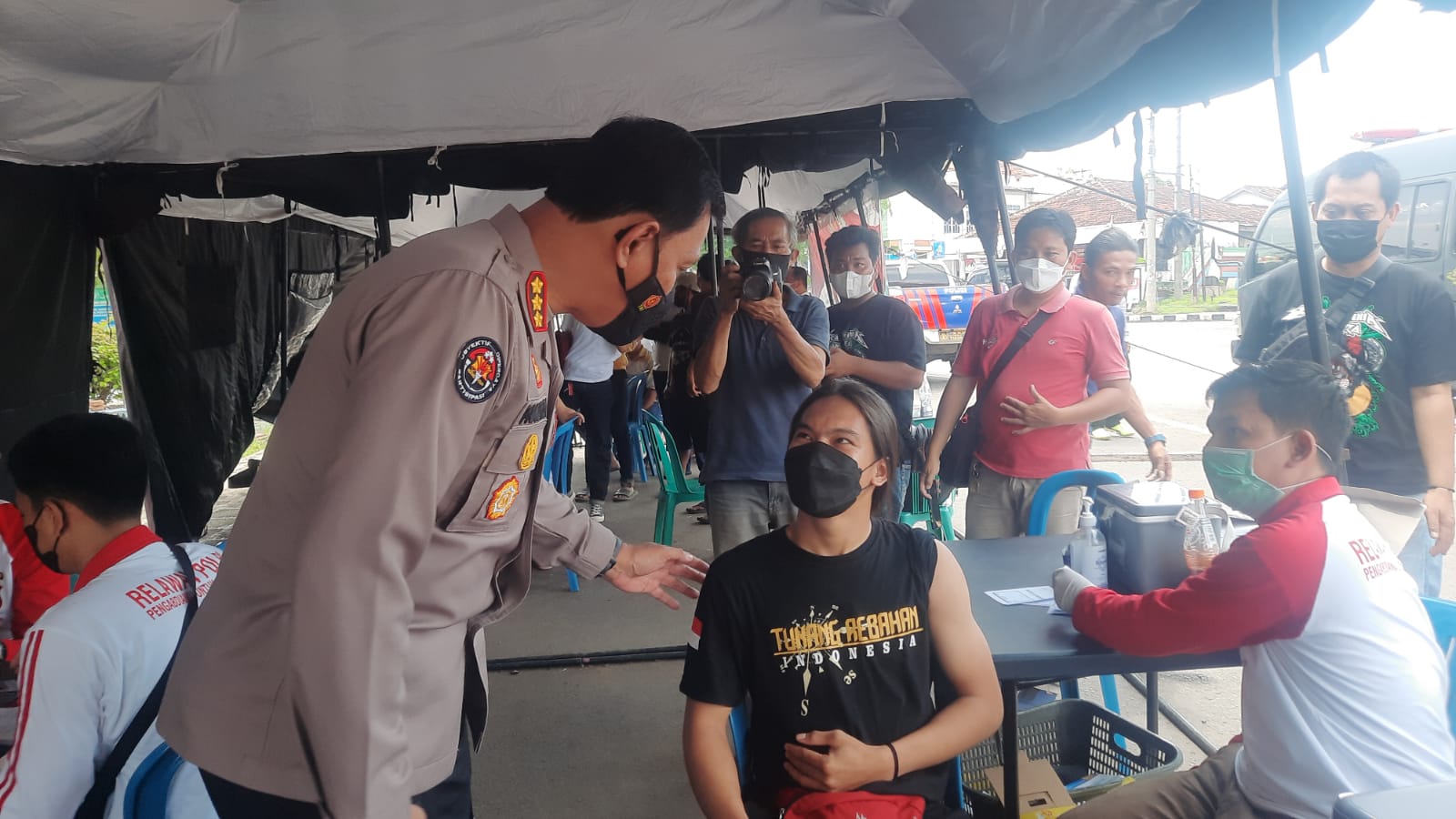 Percepatan Vaksinasi, Tim Pamatwil Vaksinasi Polda Lampung Kunjungi Lampura