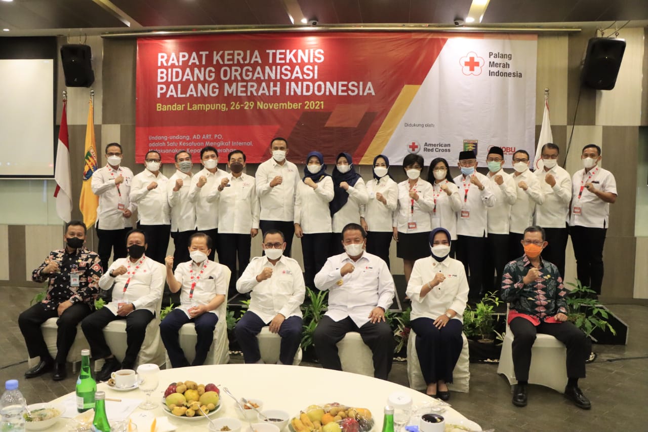 Gubernur Arinal Harapkan PMI Selalu Berada di Garis Depan