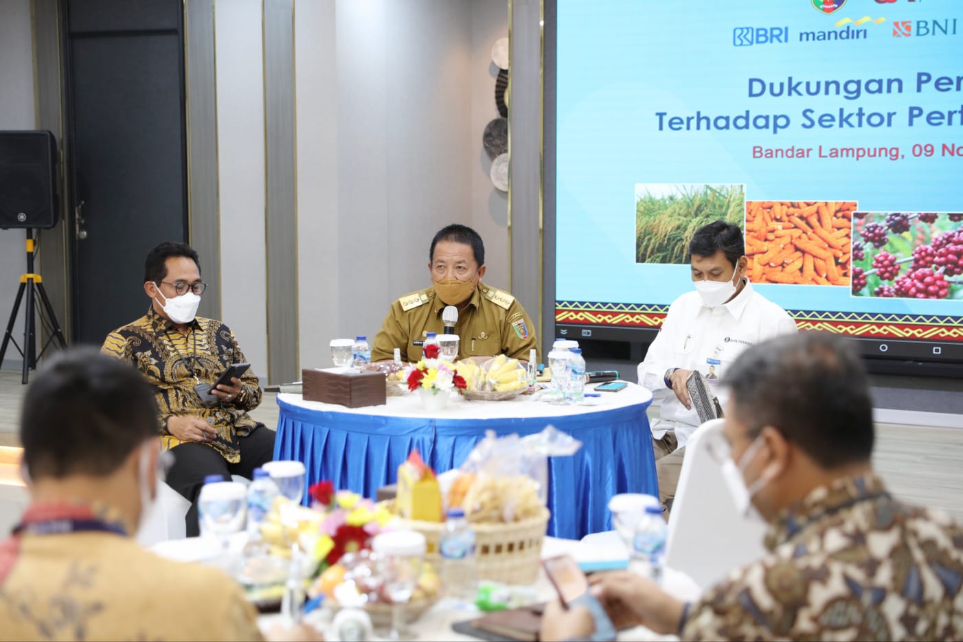 Bahas Pengembangan UMKM dan Pendirian UMKM Center, Gubernur Arinal Djunaidi Kumpulkan Pimpinan Bank BUMN dan S