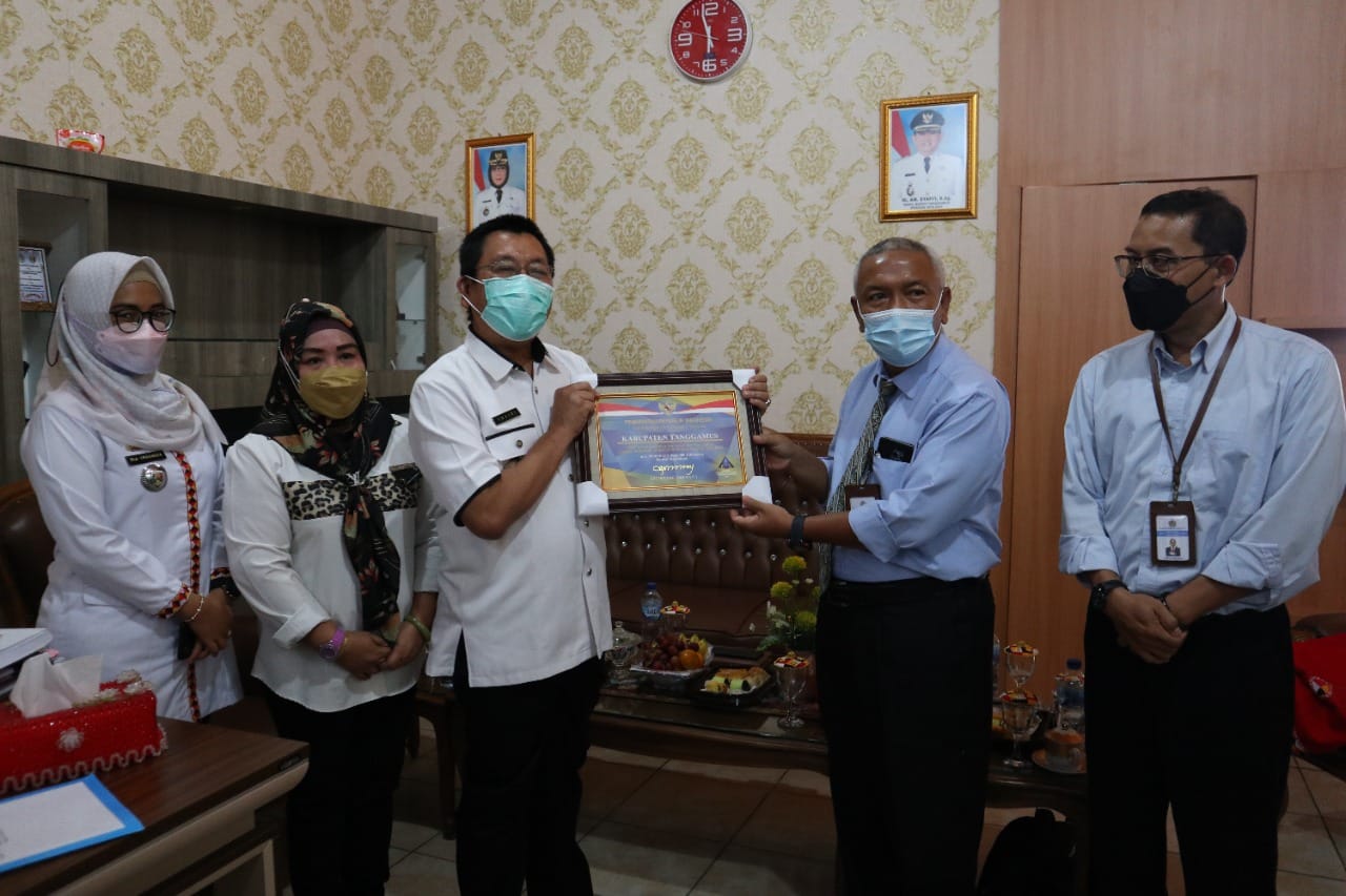 Raih Opini WTP, Pemkab Terima Penghargaan Dari Kemenkeu