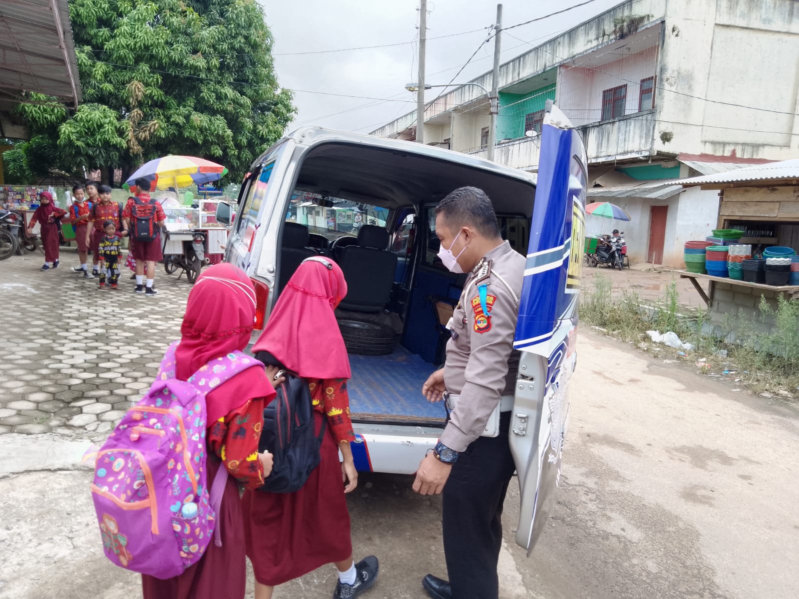 Polres Lamtim Siapkan Layanan Antar Jemput Anak Sekolah