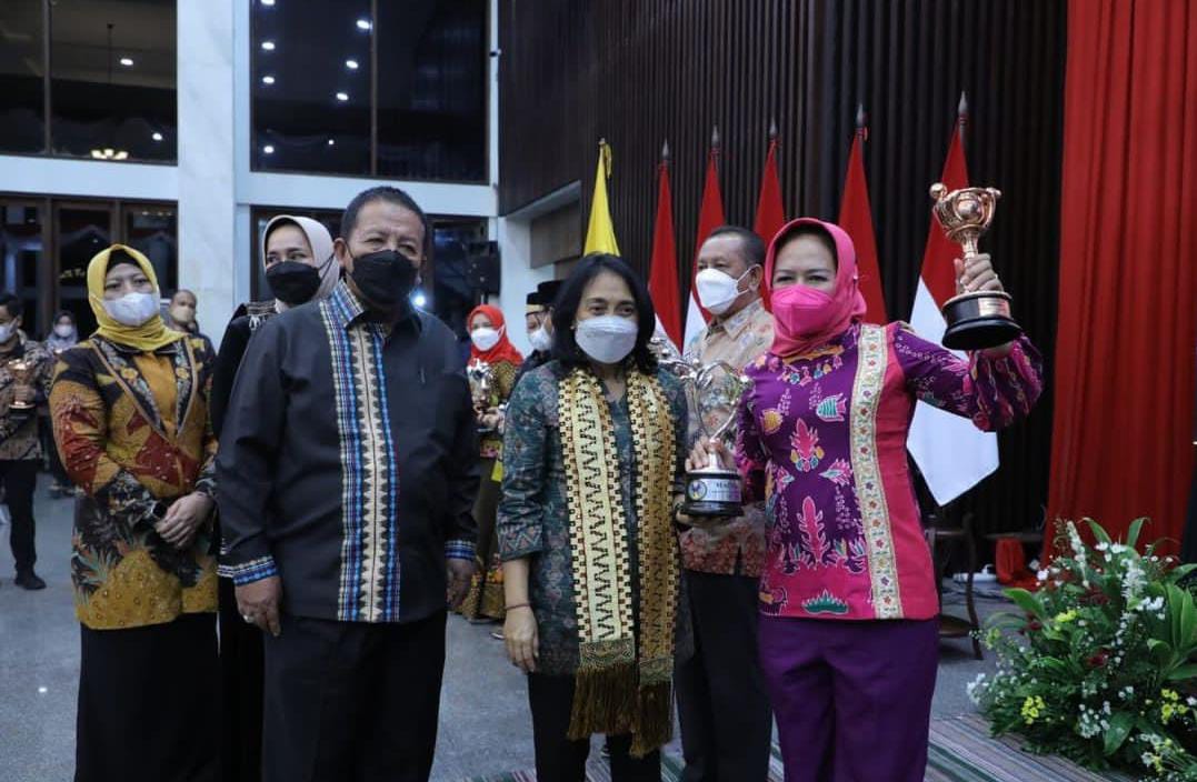 Pemkab Tuba Raih APE dan Kabupaten Layak Anak