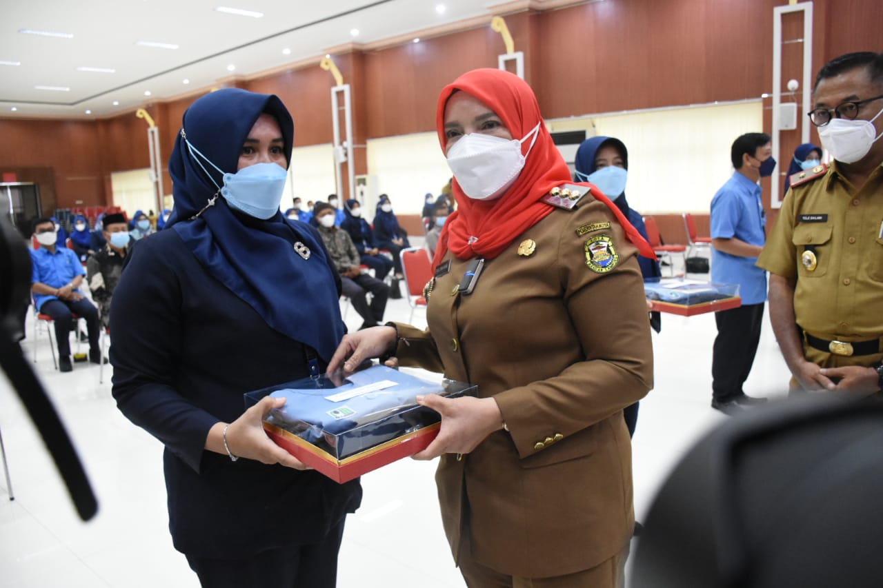 Eva Minta Karyawan PDAM Way Rilau Tingkatkan Tanggung Jawab