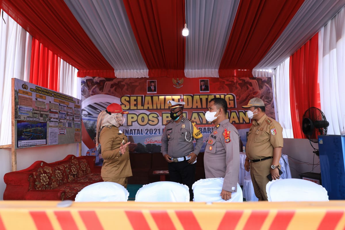 Pastikan Kesiapan, Bupati Winarti Pantau Posko Nataru
