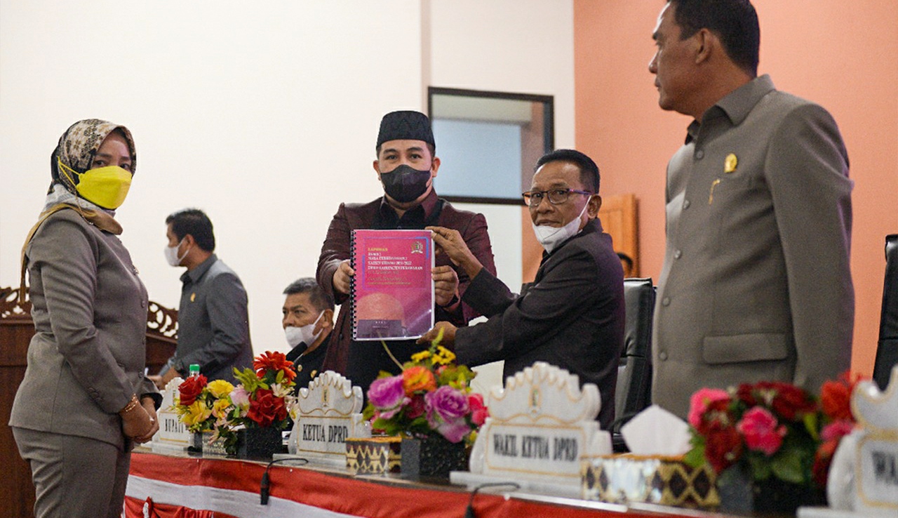 Gelar Paripurna Perubahan Perda Retribusi Perizinan Tertentu