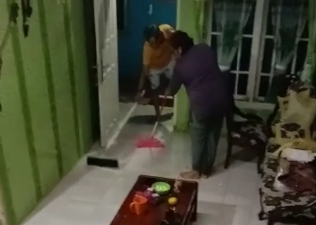 Banjir Rob, Air Genangi Pemukiman Pesisir Bandarlampung