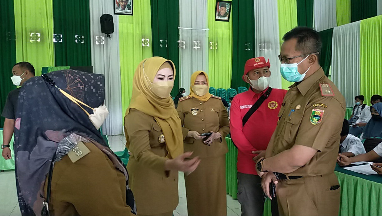 BIN-Pemkab Tanggamus Gelar Vaksinasi di Gisting