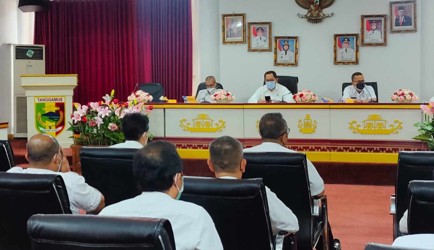 Wabup Minta Seluruh Unsur Kerja Keras untuk Capai Target Vaksinasi