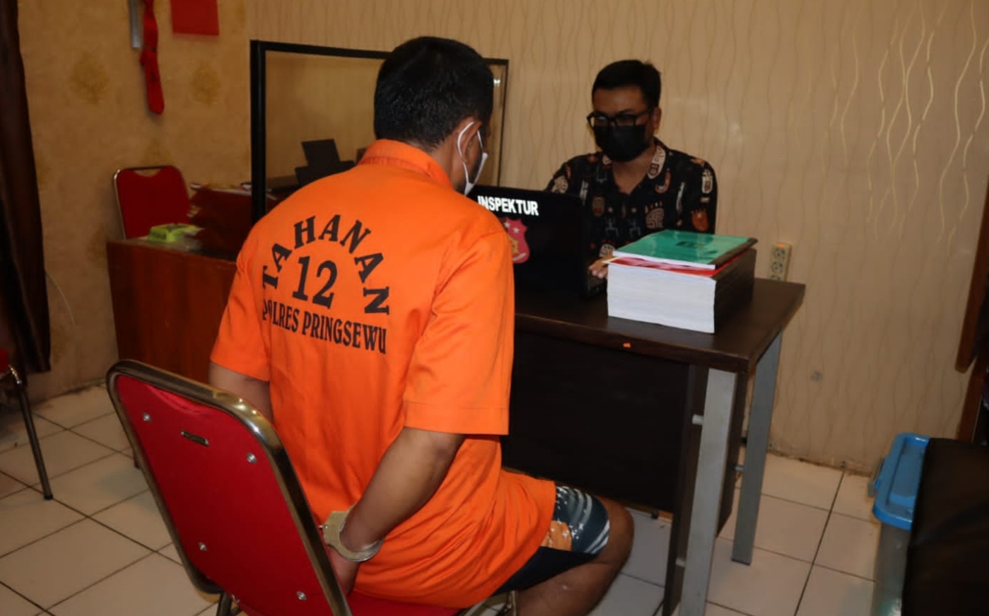 Dugaan Korupsi APBPekon, Oknum Kapekon Waykunyir Ditahan