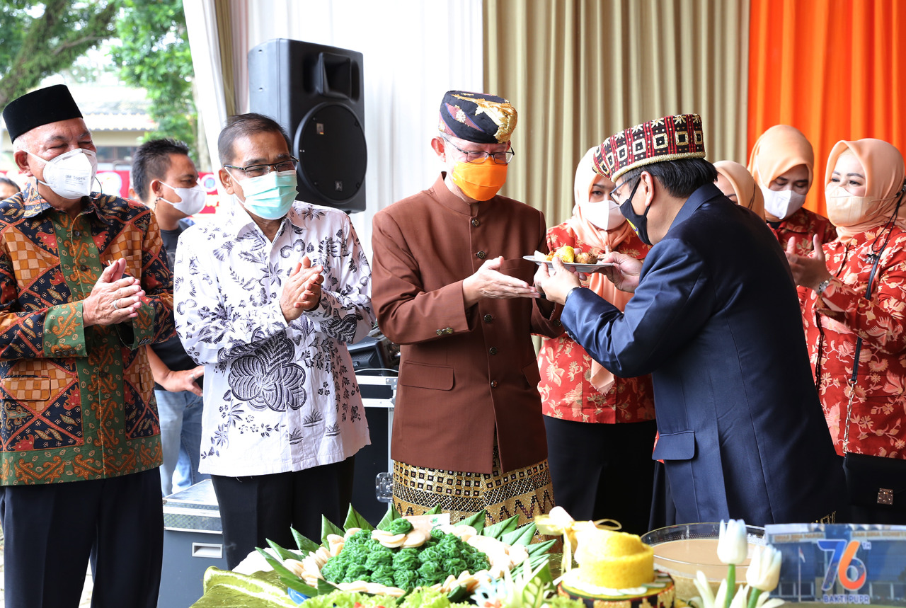 Sekprov : Jokowi Minta Lampung Harus Banyak Infrastruktur Ramah Lingkungan