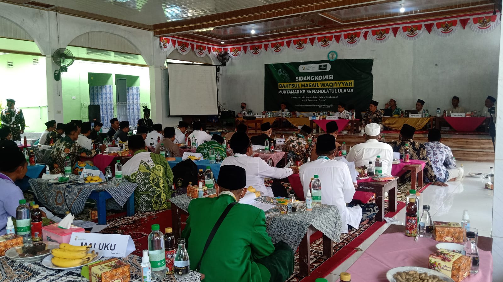 Sidang Lancar, Tak Ada Perdebatan