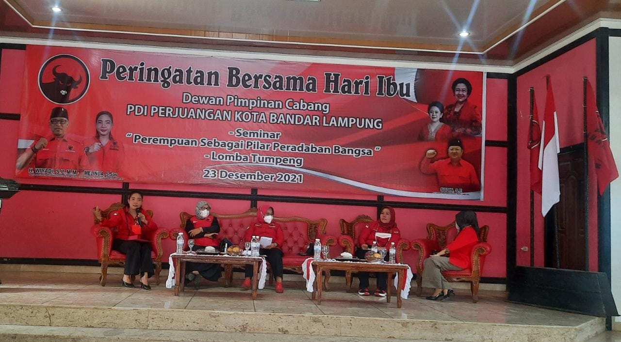 Peringati Hari Ibu, DPC PDIP Bandarlampung Gelar Seminar Sekaligus Lomba Merias Nasi Tumpeng