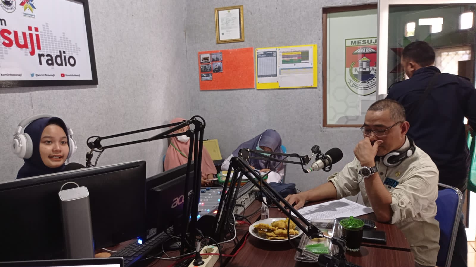 Urus Adminduk Kini Cukup dari Desa