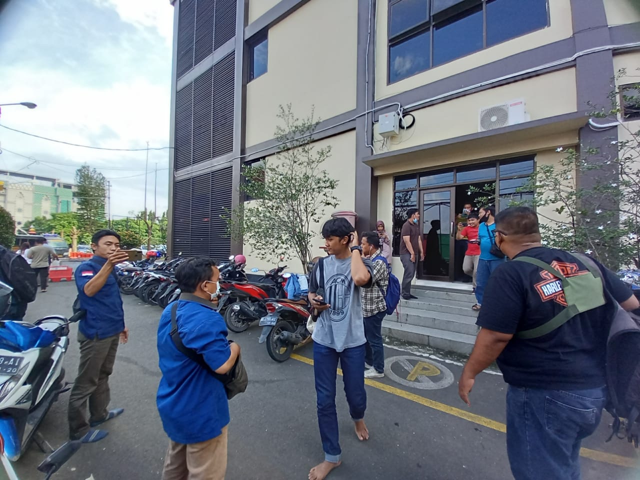 Ada Gempa, Penghuni Polresta Berhamburan