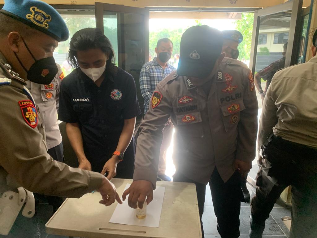 Puluhan Personil Polres Waykanan di Tes Urine Secara Mendadak, Ini Hasilnya