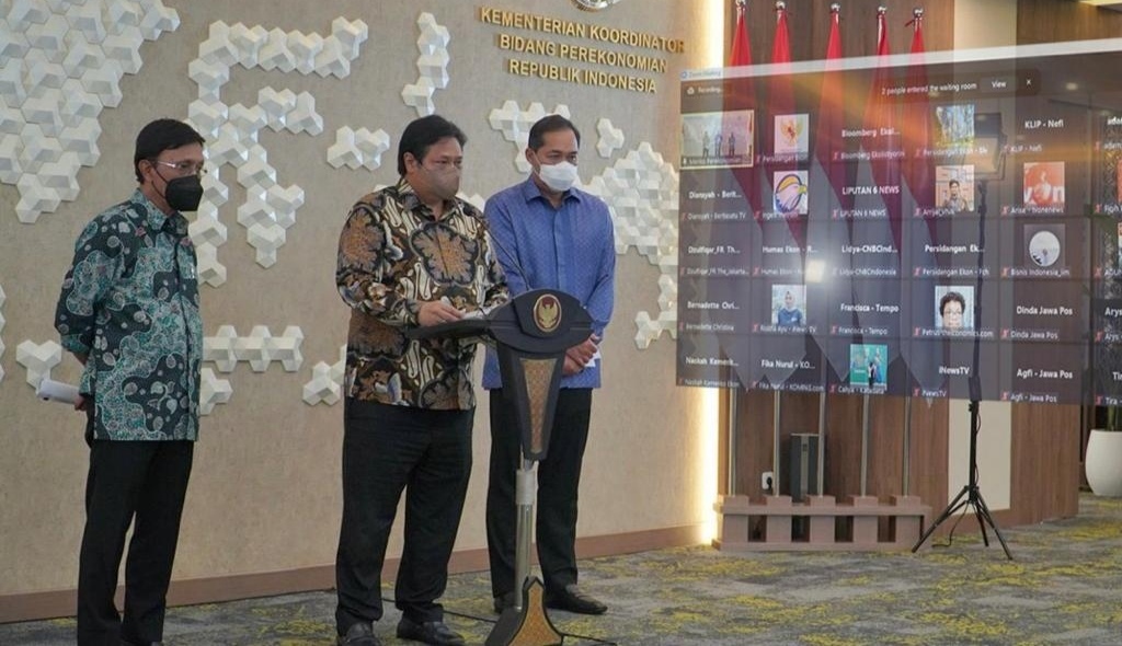 Pemerintah Siapkan Minyak Goreng Kemasan Sederhana