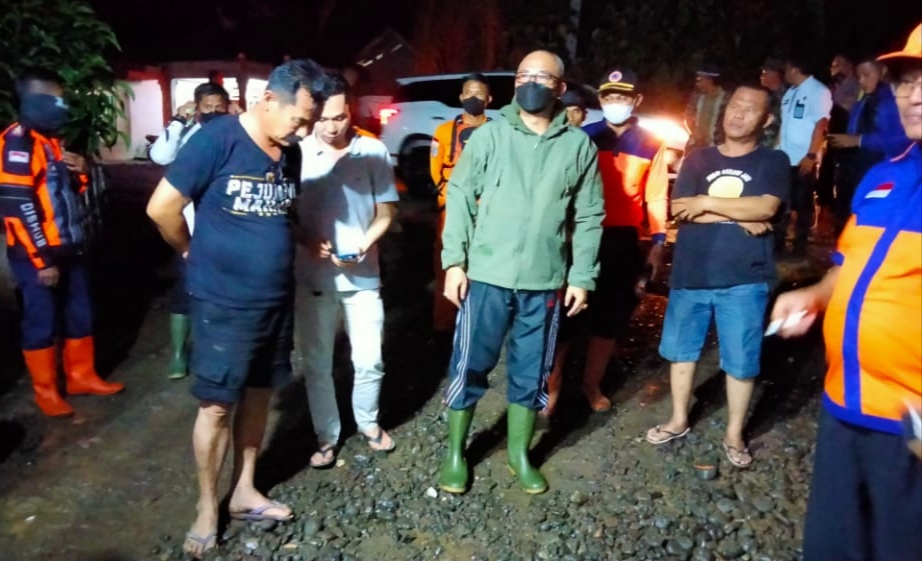 Tanggul Jebol, Puluhan Rumah di Bandarnegeri Semuong Terendam
