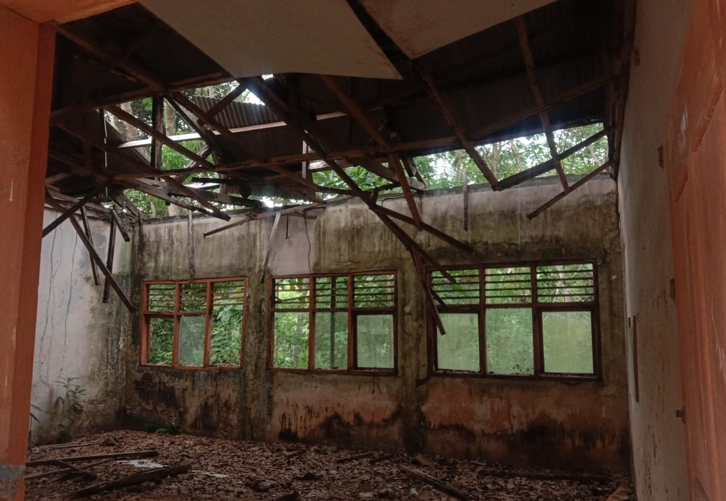 Sekolah Rusak Berat, Disdik Lampura Cuek