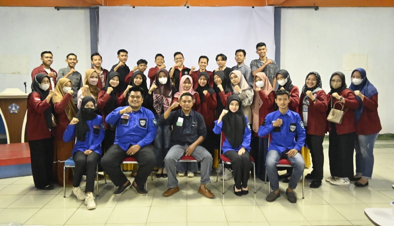 Mahasiswa STMIK Pringsewu Dapat Ilmu Jurnalistik