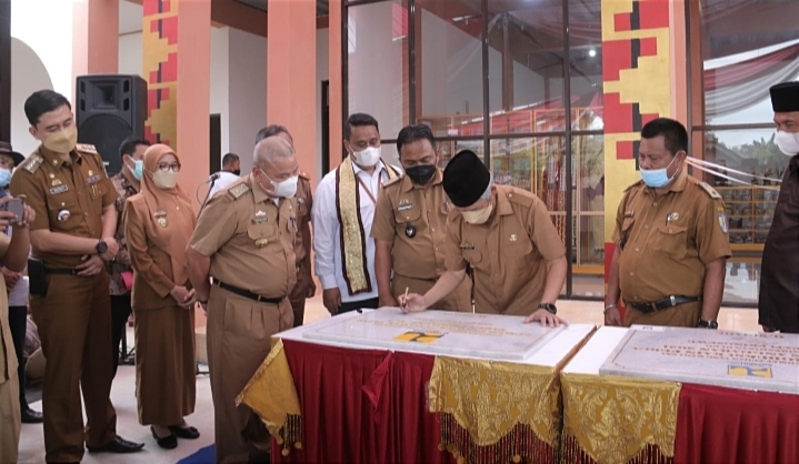 Resmikan Mahan Tapis dan Sewu Perca, Ini Pesan Bupati Pringsewu