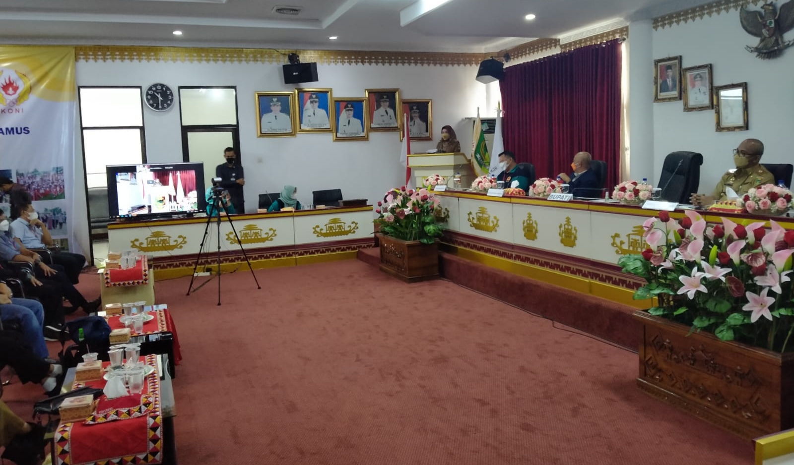 KONI Tanggamus Dorong Pemda Rencanakan Pembangunan Lapangan Sepak Bola dan Kolam Renang 