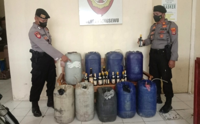 Operasi Pekat, Sita Ratusan Liter Tuak