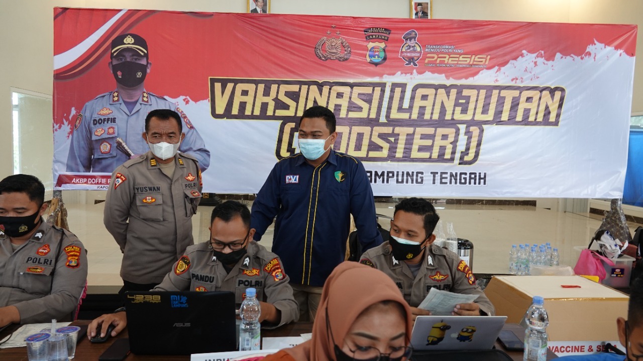 Personel Polres Lamteng Jalani Vaksinasi Booster, Enam Orang Terpaksa Ditunda