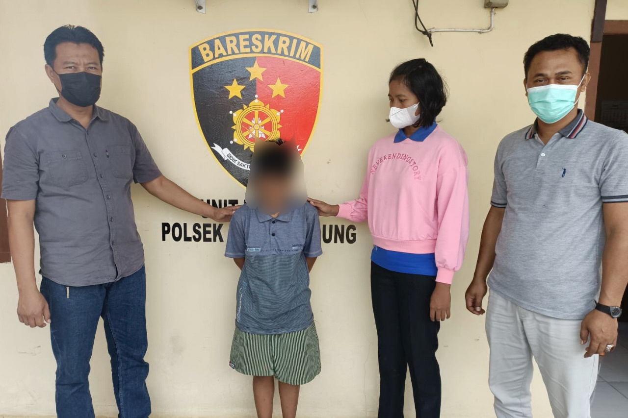 Polisi Tangkap Perempuan Tersangka Pencabulan Remaja