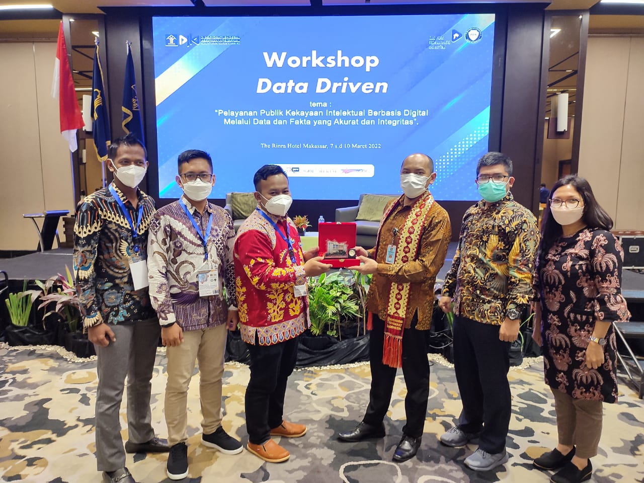 Dosen Universitas Teknokrat Indonesia PTS Terbaik Asean, Menerima Penghargaan Dari DJKI Kemenkumham RI