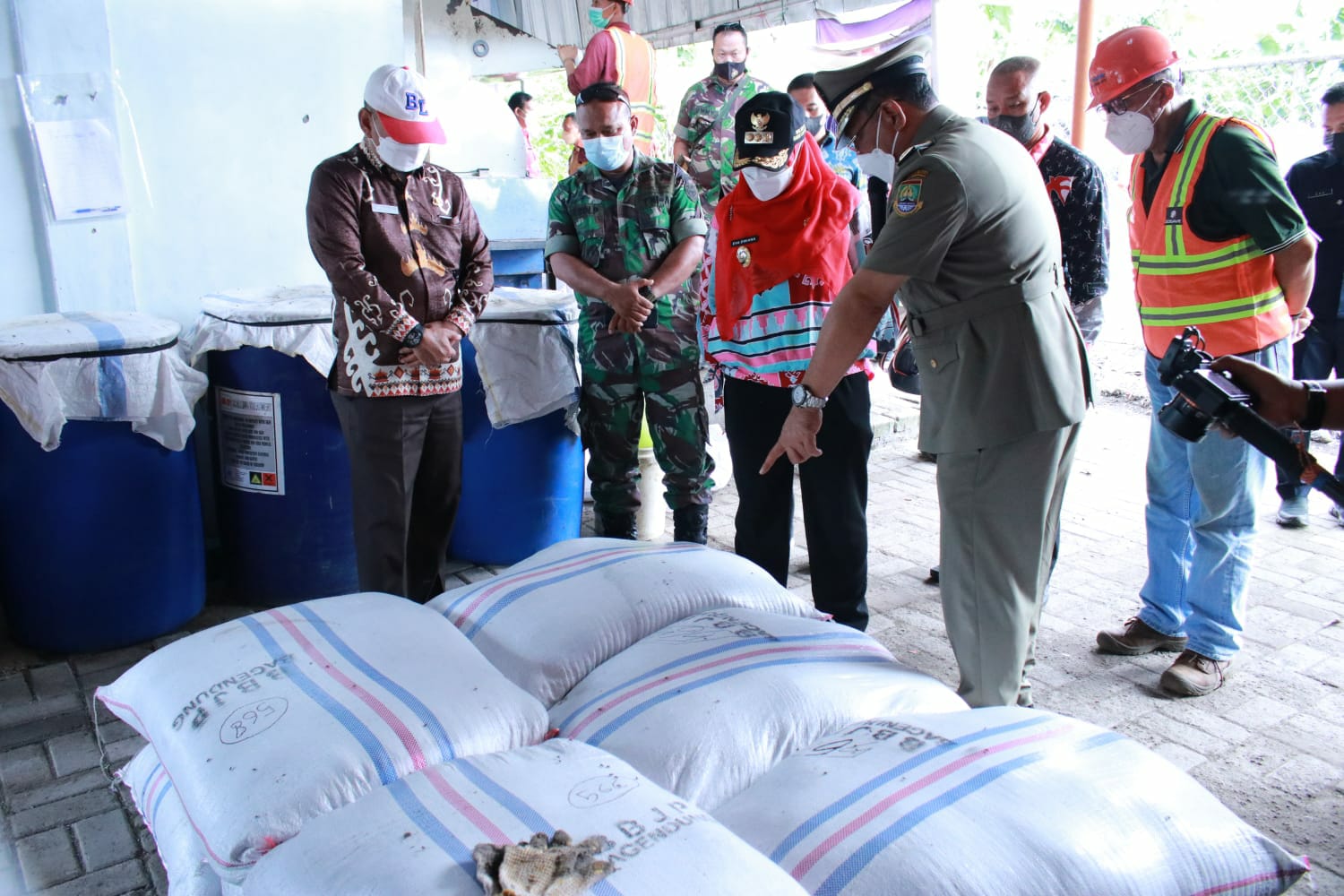 Belajar Pengelolaan Sampah, Eva Dwiana Kunjungi Cilegon