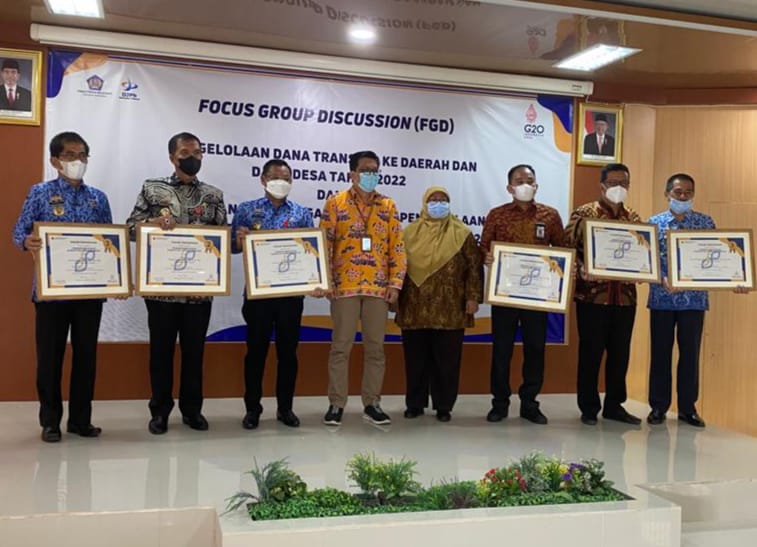 Top! Pemkab Lampura Raih Penghargaan dari Kanwil DJPb Lampung