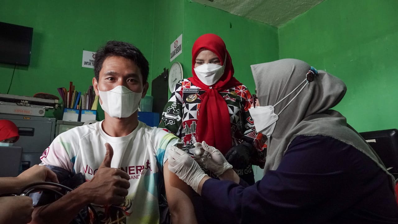 Kerjasama dengan KONI, Pemkot Vaksinasi Atlit, Pelatih, dan Pengurus