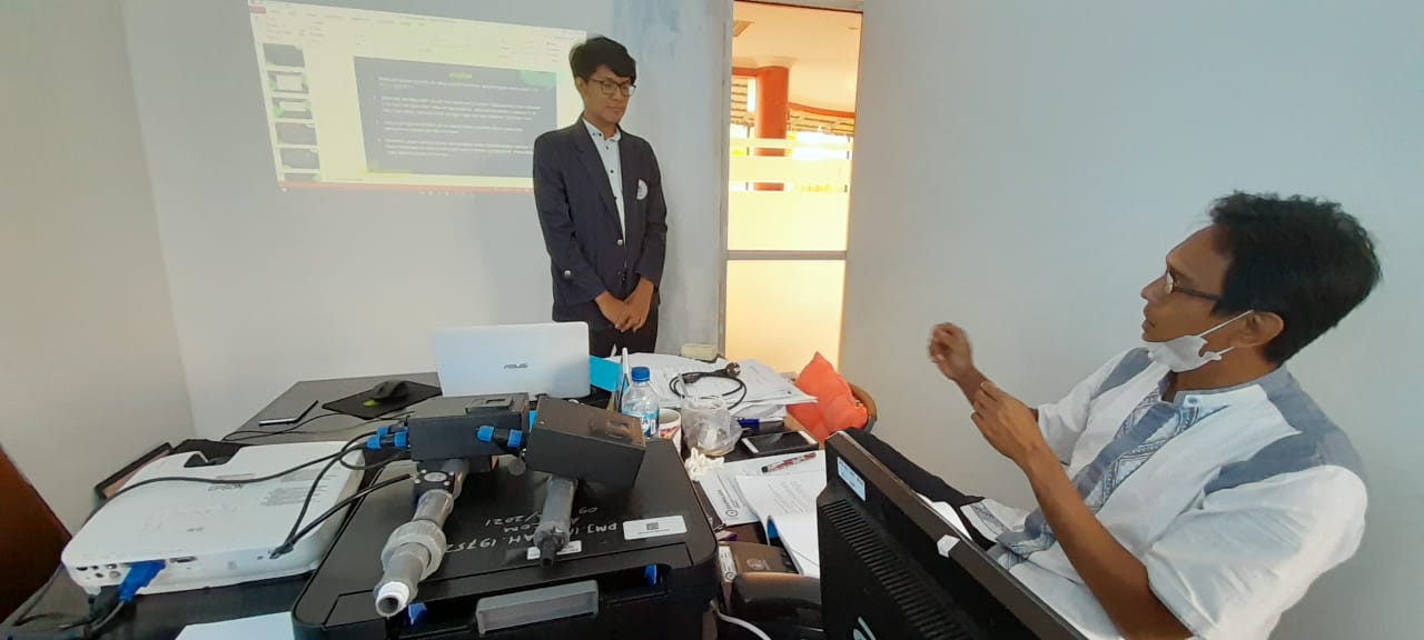Mahasiswa Prodi Kampus The Best Ini Ciptakan Alat Monitoring Aliran Green House