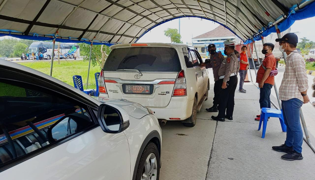 Siap Bantu Pemudik, Polres Lamteng Dirikan Posko Vaksin di Rest Area