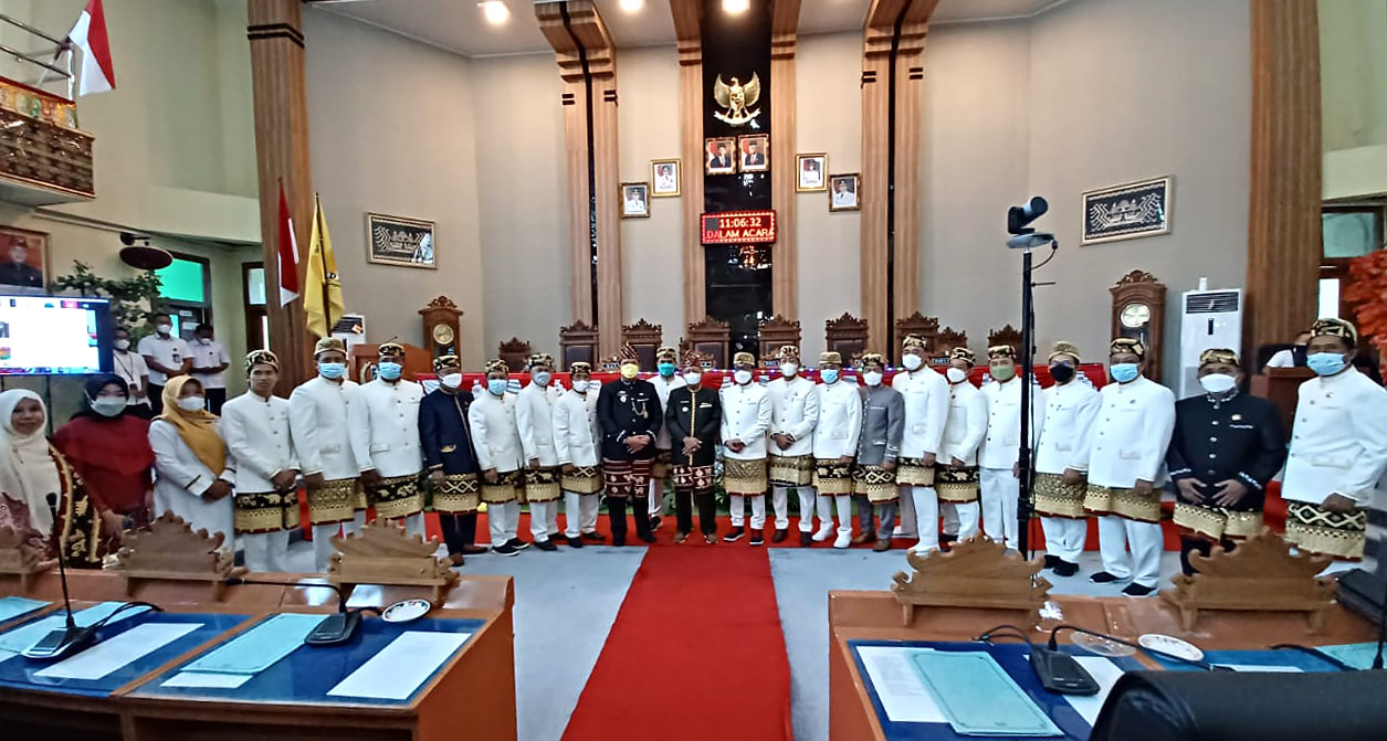 DPRD Gelar Paripurna HUT Lamtim Ke-23