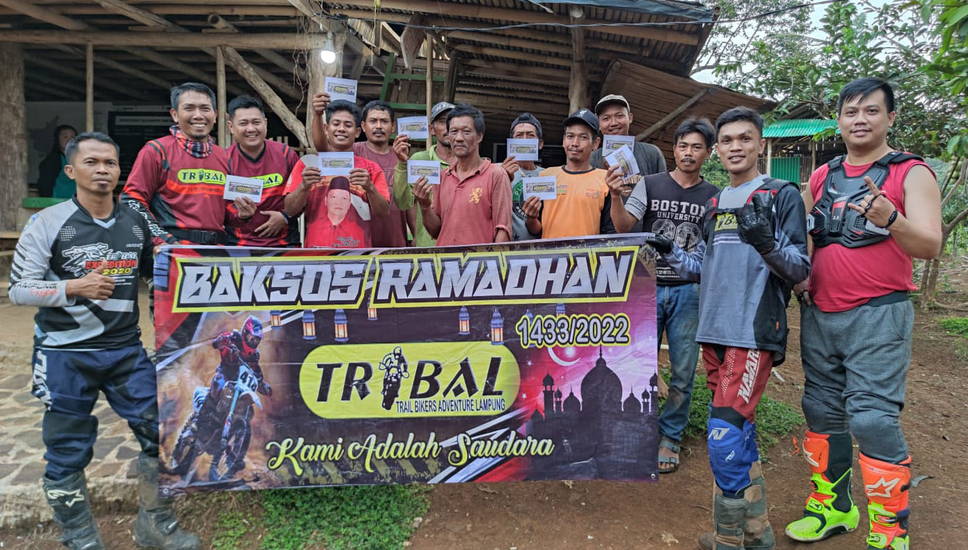Tribal Peduli, Berbagi Kepada Masyarakat yang Membutuhkan